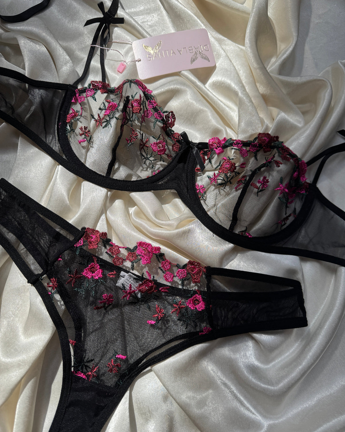 Bugambilia Floral Set