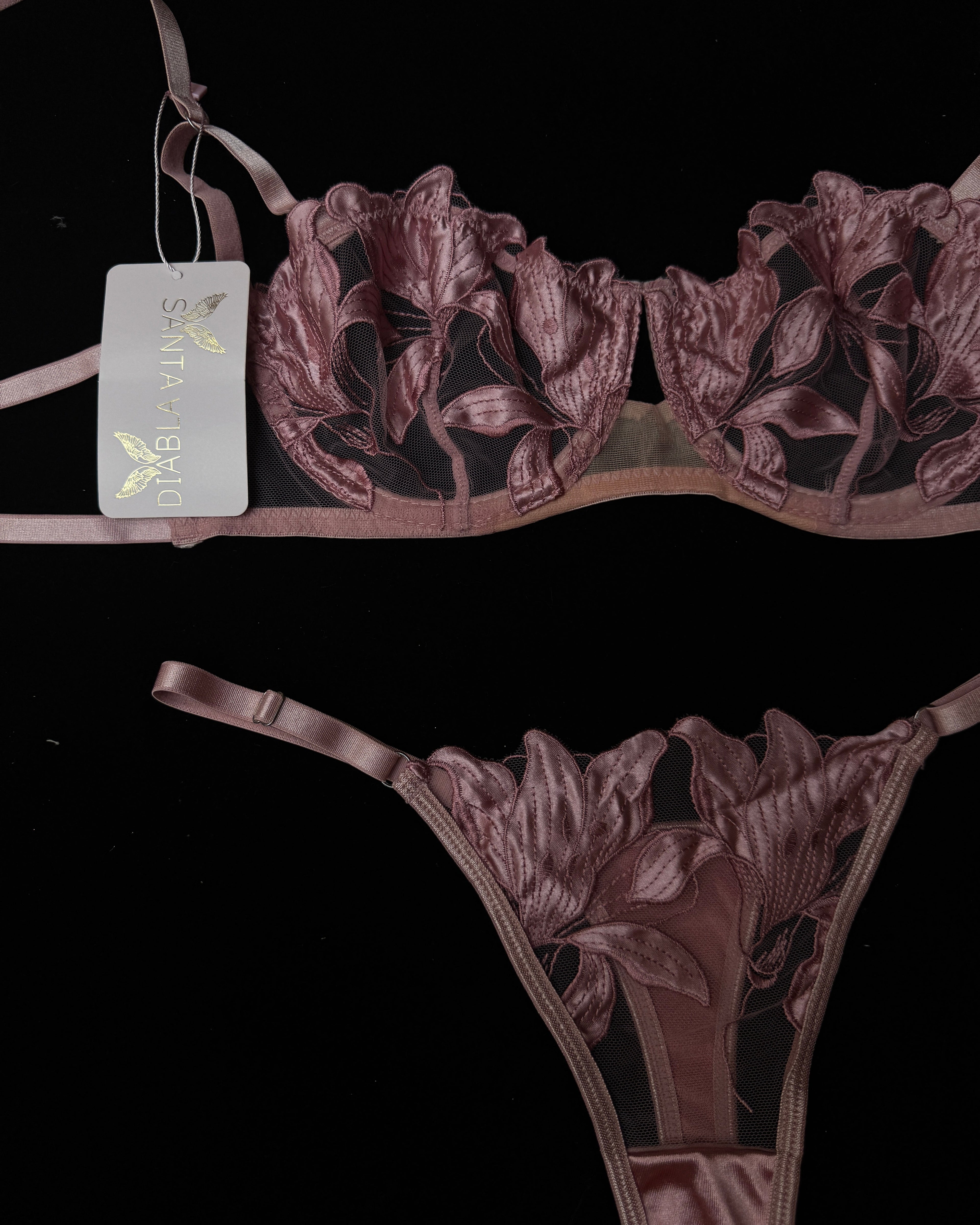 Rosegold Petals